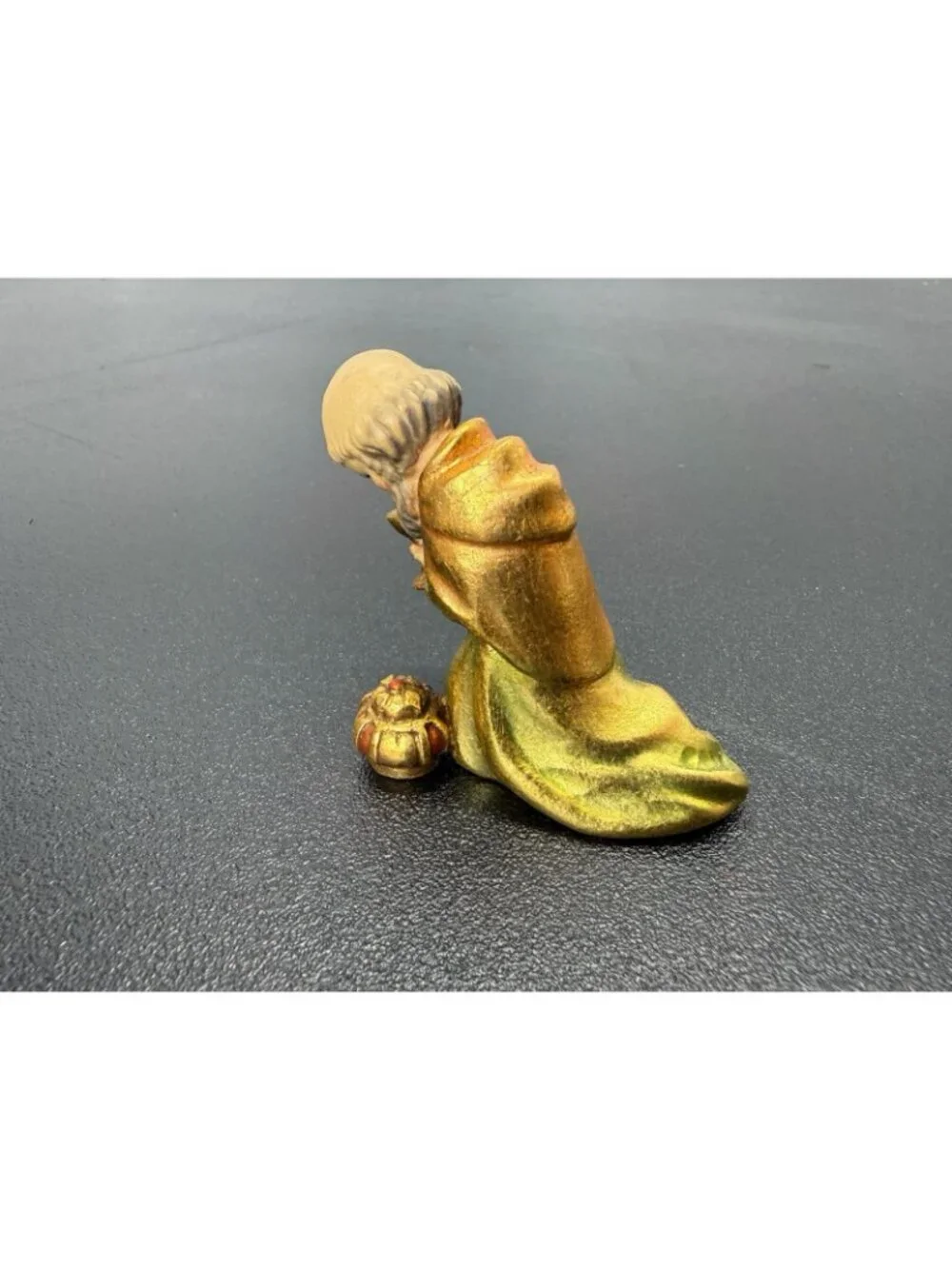 Vintage Anri Juan Ferrandiz 3” Carved Wood Nativity Wiseman Melchior Kneeling